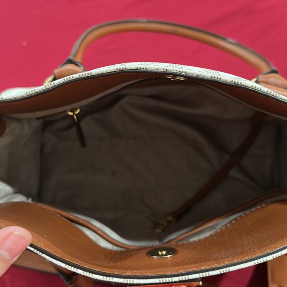 Michael Kors Hamilton - Picture 4 of 5